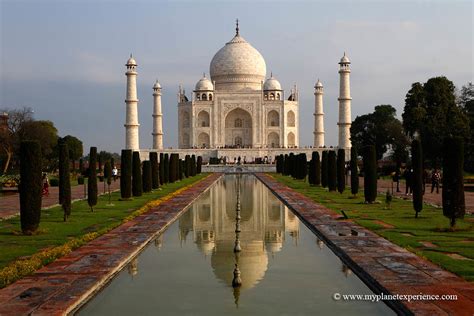 Taj Mahal Taj Mahals Reflection At Sunrise Agra Uttar P Flickr