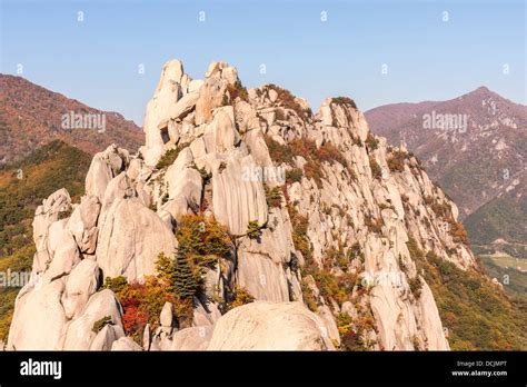 Ulsan Bawi In Seoraksan National Park South Korea In Autumn Stock Photo