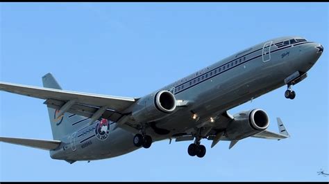 Alaska Airlines Boeing 737 800 Starliner 75 N569as Landing In Lax