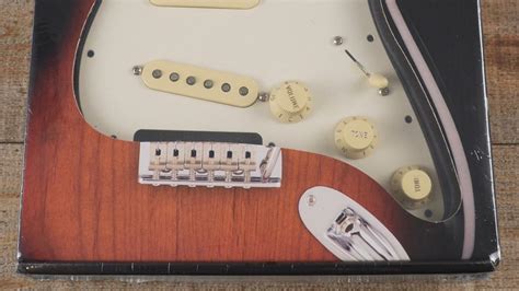 Fender Pre Wired Tex Mex Pickguard Parchment