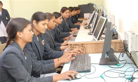 Safety precautions and practices in a computer lab are a theme that is being searched for and liked by netizens nowadays. SNJB : D.EL.ED Laboratory