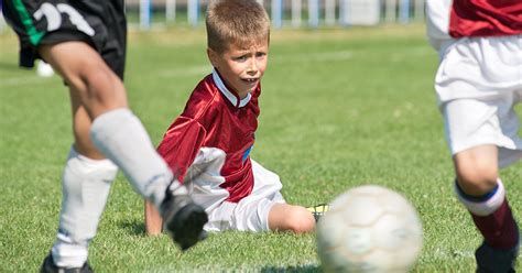 Dont Push Young Athletes To Play Sports With Pain Dr David Geier