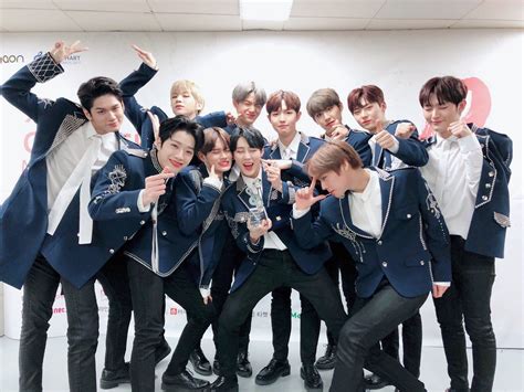Along with the comeback, wanna one is appearing on various variety programs. 待望のカムバック! Wanna Oneのミニアルバムと日本でのリリイベ情報をまとめてみました! | 韓国情報モアモア