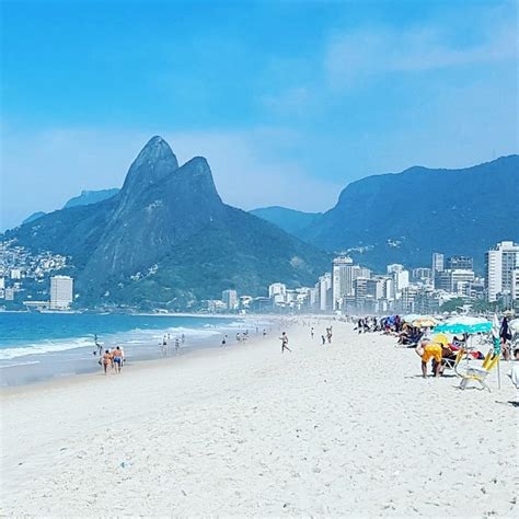 Ipanema Beach Reviews Photos Ipanema Rio De Janeiro Gaycities
