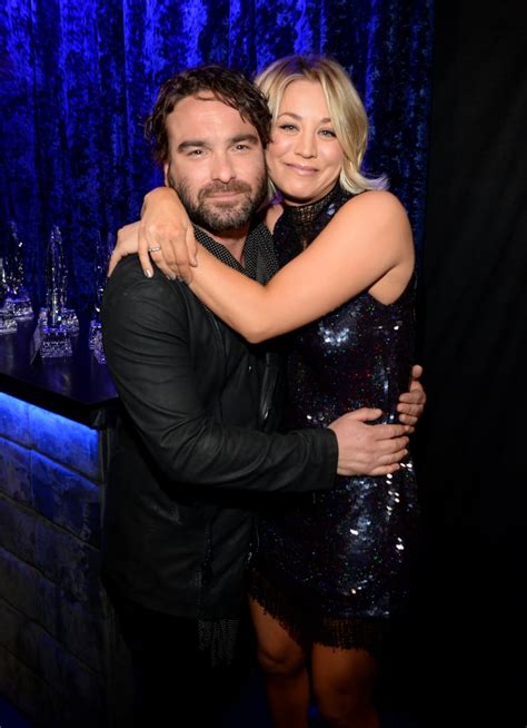 Kaley Cuoco And Johnny Galecki Real Couples Who Played Couples On Tv
