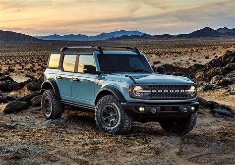 This car has received 5 stars out of 5 in user ratings. 2021 Ford Bronco 4-door