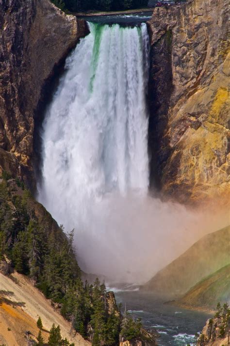 Find the perfect lower yellowstone falls stock photos and editorial news pictures from getty images. Yellowstone Bonuses‏