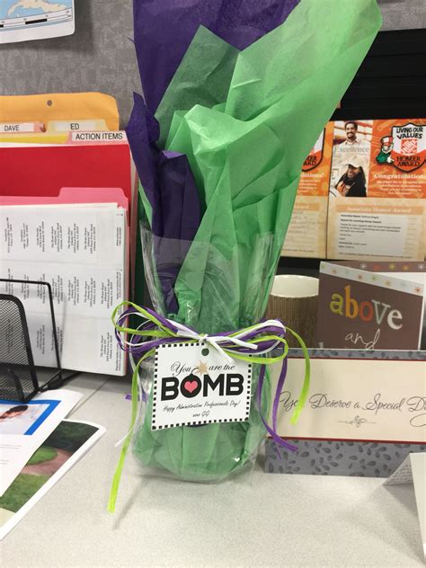 Gifts for administrative professionals day what originally started as secretaries day in 1952, falls on the wednesday of the last full week of april. Administrative professionals day! You're the BOMB! With a ...