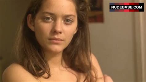 Marion Cotillard Boobs Scene My Sex Life Or How I Got Into An Argument Nudebase Com
