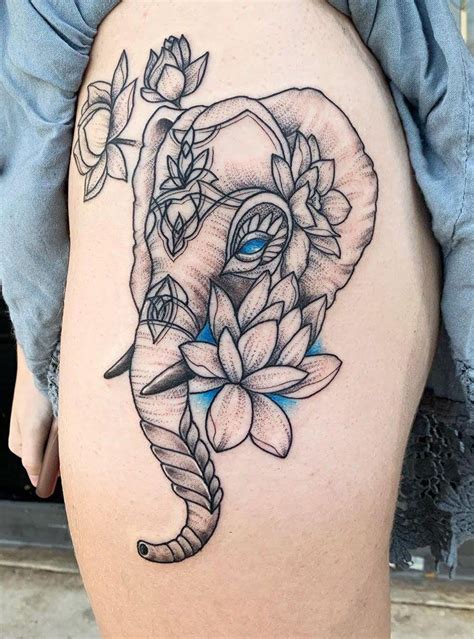 55 Most Beautiful Thigh Tattoos You Will Love Xuzinuo Page 19
