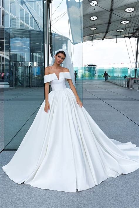 2019 White Satin Wedding Dress With Off The Shoulder Wedding Dresses