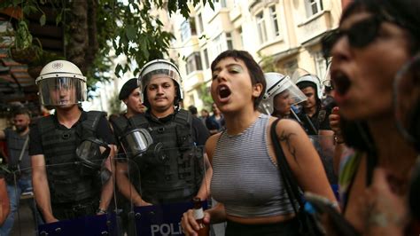 Hundreds Arrested In Istanbul Police Crack Down On Pride March