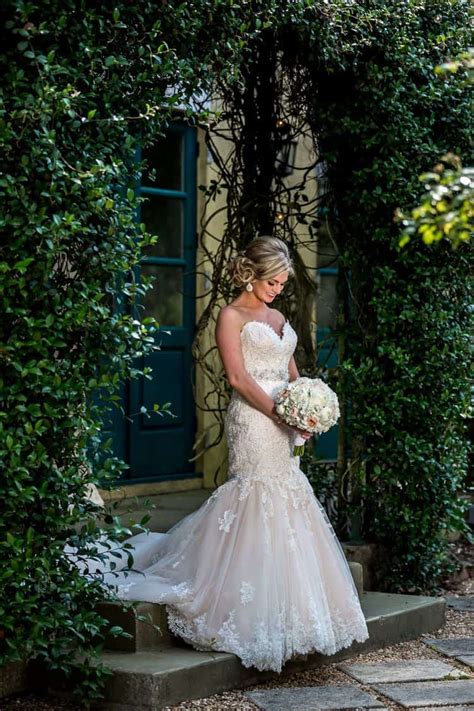 Grayton beach, fl was the perfect beach wedding venue for sugar beach wedding's own wedding planner's nuptials! A Romantic Vintage Wedding in Grayton Beach | Destination ...