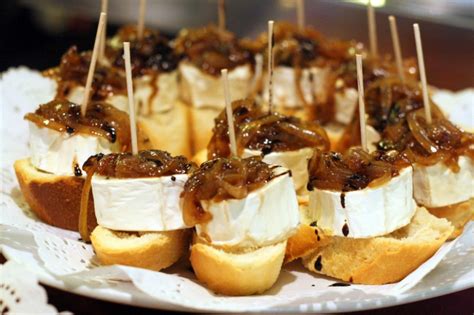 Goat Cheese And Caramelized Onion Pintxo Recipe Spanish Sabores