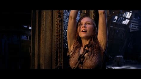 Despite not being married kirsten dunst recognizes jesse plemons as her husband.dunst and plemons began dating in 2016 while dunst, 38, is an american actress, who gained recognition for her portrayal of the child vampire claudia in the 1994 horror flick interview with the vampire. spider man 2 kirsten dunst | Kirsten Dunst | Pinterest