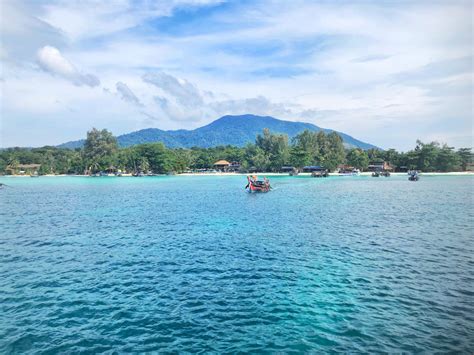 The crossing operates up to 7 times each week with sailing durations from around 2 hours 15 minutes. Langkawi to Koh Lipe Ferry Guide: Cost & Timetable ...