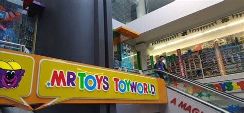 Toy Shops Brisbane MR Toy Toyworld Queen St Mall 1000px WEB Sharp