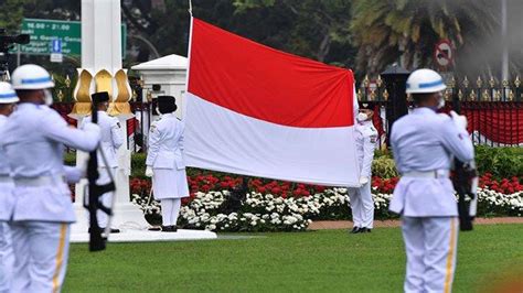 Pengibar Bendera Merah Putih Pada Saat Upacara Proklamasi Kemerdekaan Indonesia Adalah Disebut