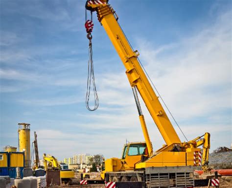 A Brief Guide To Maximizing Crane Operation Safety