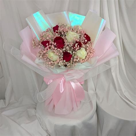Roses Of Love Nieldelia Online Florist Kl Flower Delivery Kl