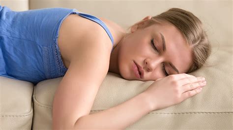 How To Fall Asleep In 5 Minutes Easily The Sleep Advisors