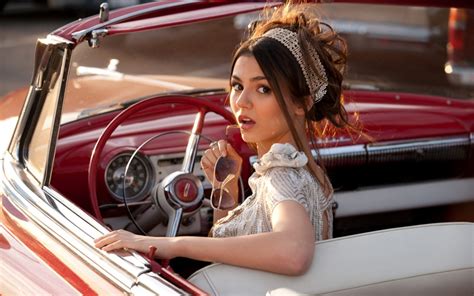 Wallpaper Model Women With Cars Victoria Justice Vintage Car Driving Exhibition 1440x900