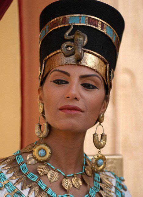 Pin By Donna On Makeup Ancient Egyptian Women Egyptian Women Egyptian Beauty