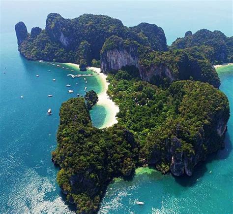 Premium Hong Islands Speedboat Tour From Krabi National Park Fees