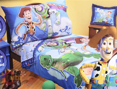 Disney Toy Story Toddler Bedding Comforter 4pc Set