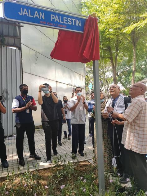 Adı kuala lumpur'un penghulu'sundan (yerli şef) raja laut. Jalan Palestin ganti nama Jalan Raja Laut 1 - Malaysia ...