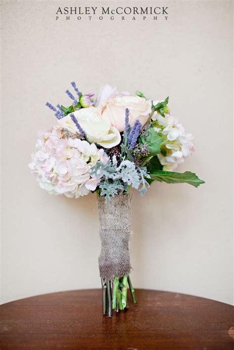 See more ideas about wedding, bouquet, wedding portraits. amazing bouquet! | Portrait photography, Inspiration ...