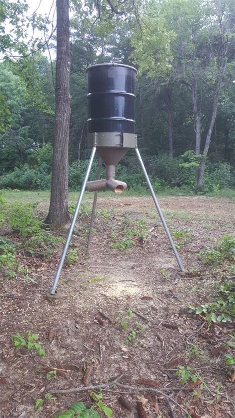 Homemade Deer Feeders Out Of Barrels Homemade Ftempo
