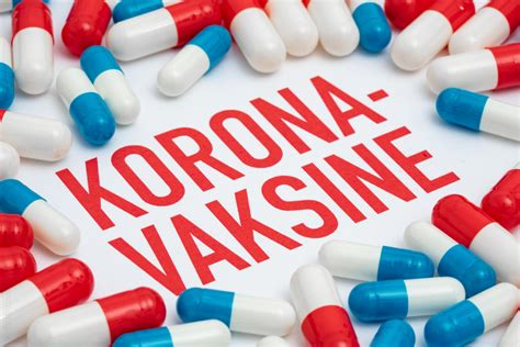 More than 670 million doses of coronavirus vaccine have now been administered across 151. 20200315-301675-CopyrightRobinLund-Koronavaksine-og-piller ...