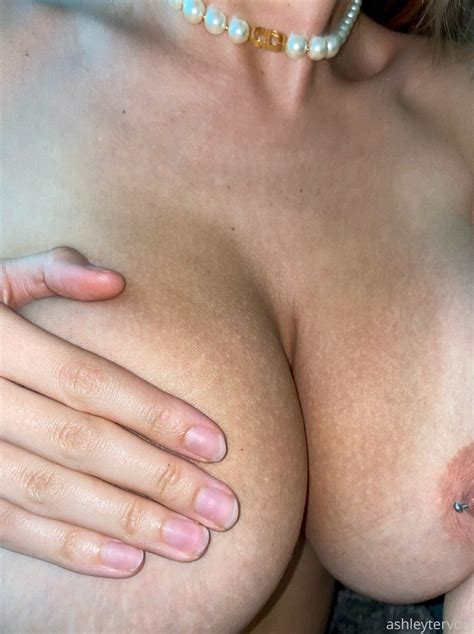 Ashley Tervort Topless Pierced Nipple Hot Celebs Home
