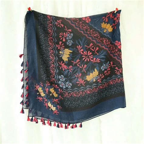 140140 New Big Square Floral Hijab Scarf Corner Tassel Sew Scarves