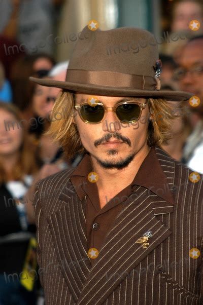 Photos And Pictures Johnny Depp At The World Premiere Of Pirates Of The Caribbean The Curse