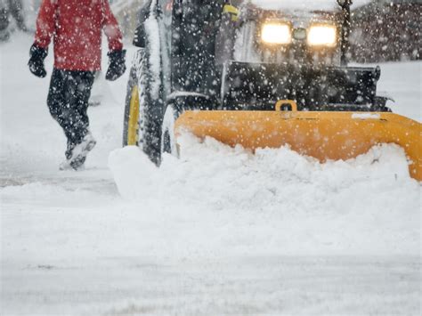 Snow Removal Services Rhinebeck And Clinton Ny Dans Lawn And Landscape