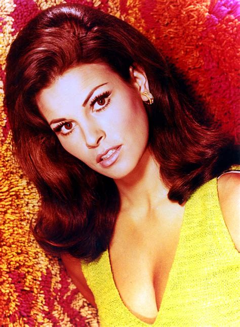 Jake's Old Hollywood World: Raquel Welch