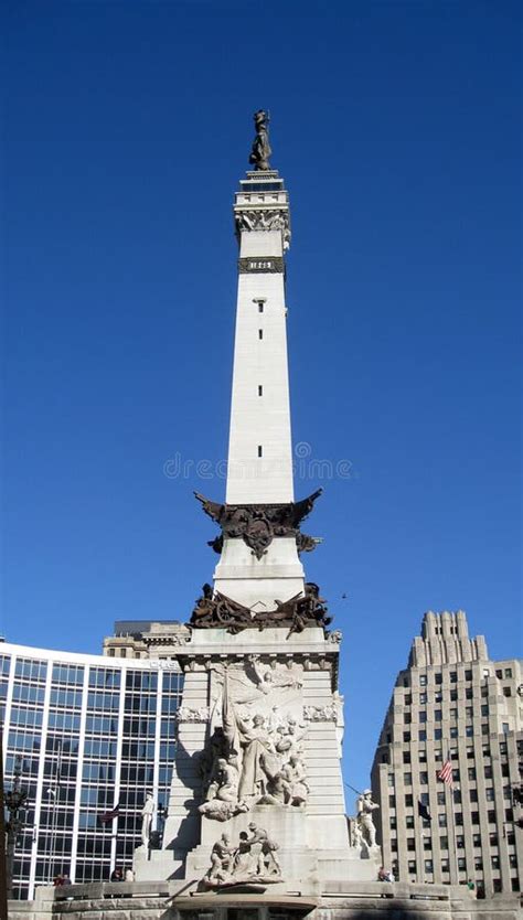 Monument Circle In Indianapolis Indiana Stock Photo Image Of Landmark