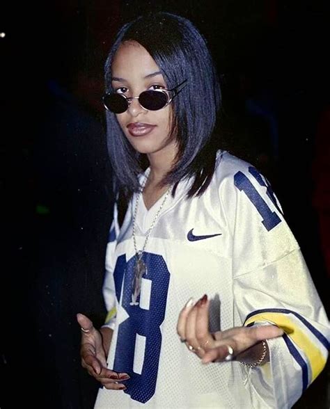 Aaliyah Archives On Instagram A Lovely Unseen Gem Ofaaliyah Fromvibemag Aaliyah Style 90s