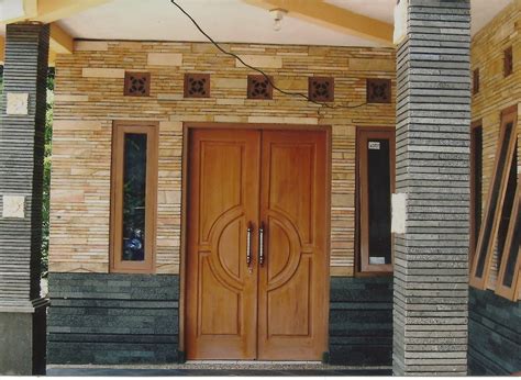 Penggunaan batu alam ini digunakan sebagai pelengkap hiasan rumah. Foto Desain Rumah Minimalis Batu Alam Tampak Depan ...