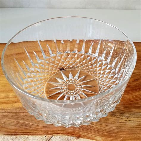 Arcoroc Glass Bowl French Glass Serving Bowl With Starburst Pattern Vintage Fruit Bowl