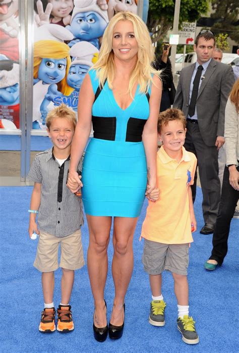 Britney Spears Dedicates Book To Sons Sean Preston Jayden