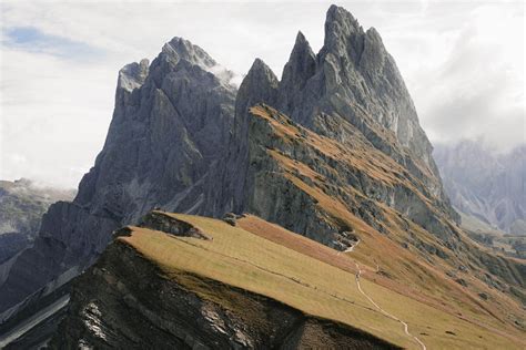 9 Incredible Places In The Dolomites Italy