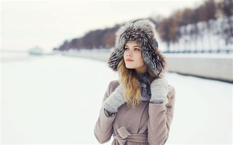 4 Winter Fashion Tips To Adopt In Cold Climates Fashionisers©