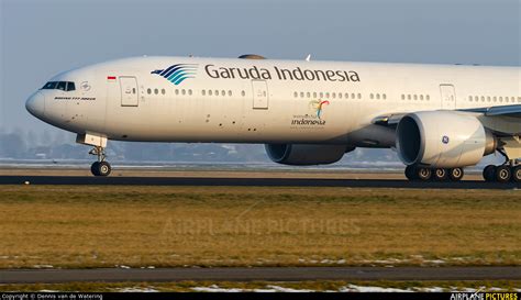 Pk Gie Garuda Indonesia Boeing 777 300er At Amsterdam Schiphol Photo Id 1097776 Airplane