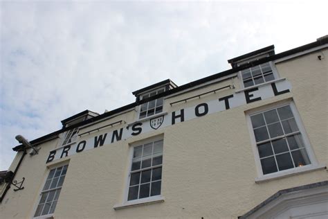 Hotels In Laugharne Wales Browns Hotel Dylan Thomas