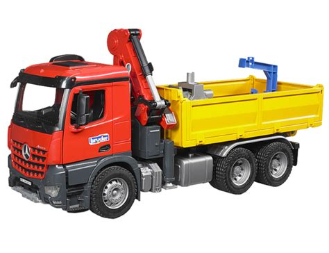 Bruder 03651 Mb Arocs Construction Truck With Crane Clamshell Buckets