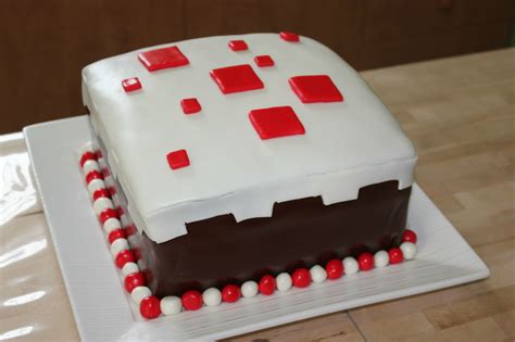 Le Vrai Gâteau Du Jeu Videogameart Minecraft Cake Diy Minecraft