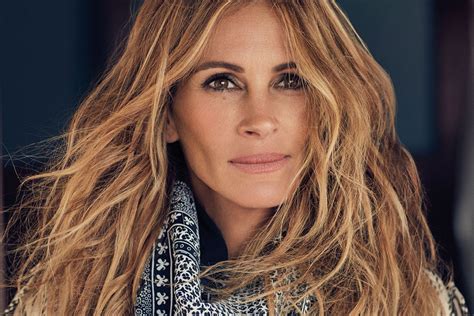 Julia Roberts Just Went Back To Her Most Iconic Hairstyle Shag